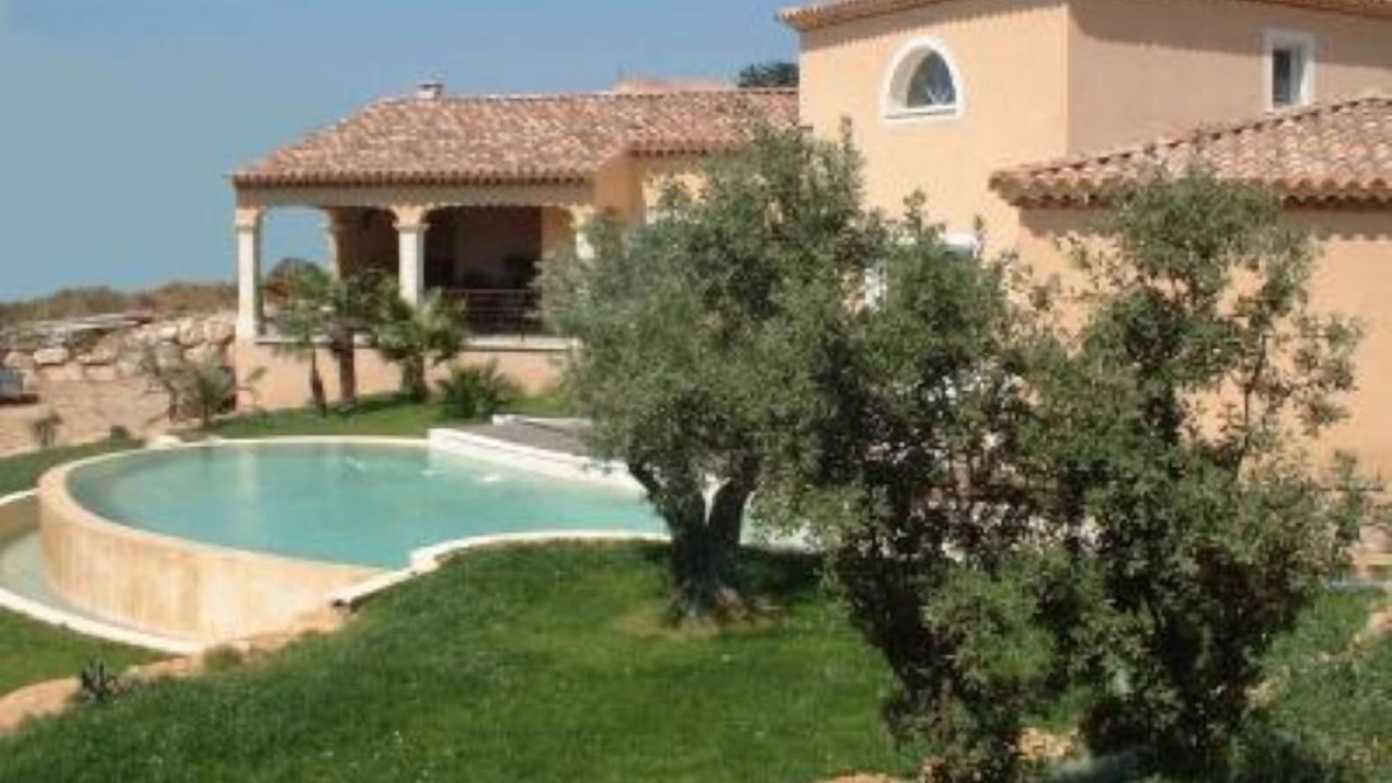 Photo of Outdoor in Rochefort-du-Gard