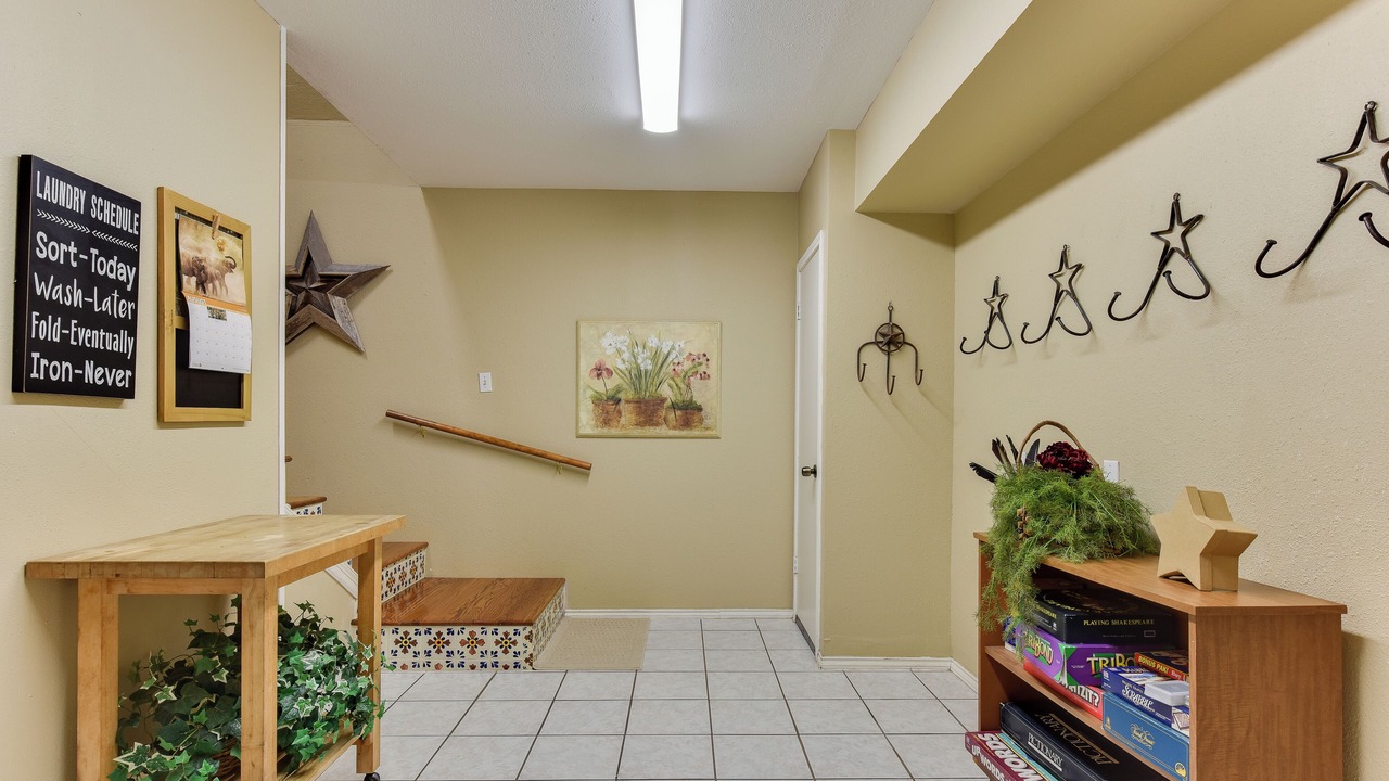 Photo of Bedroom in Oakland Estates