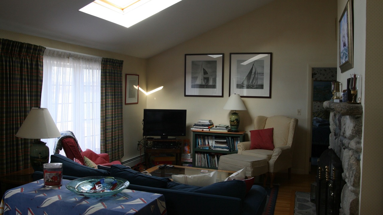 Photo of Livingroom in New Harbor