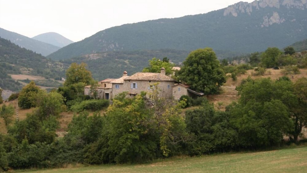 Photo of Others in Cornillac