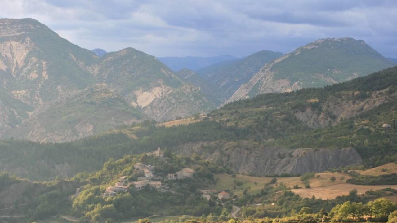 Photo of Others in Cornillac