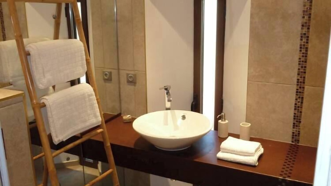 Photo of Bathroom in Cabries