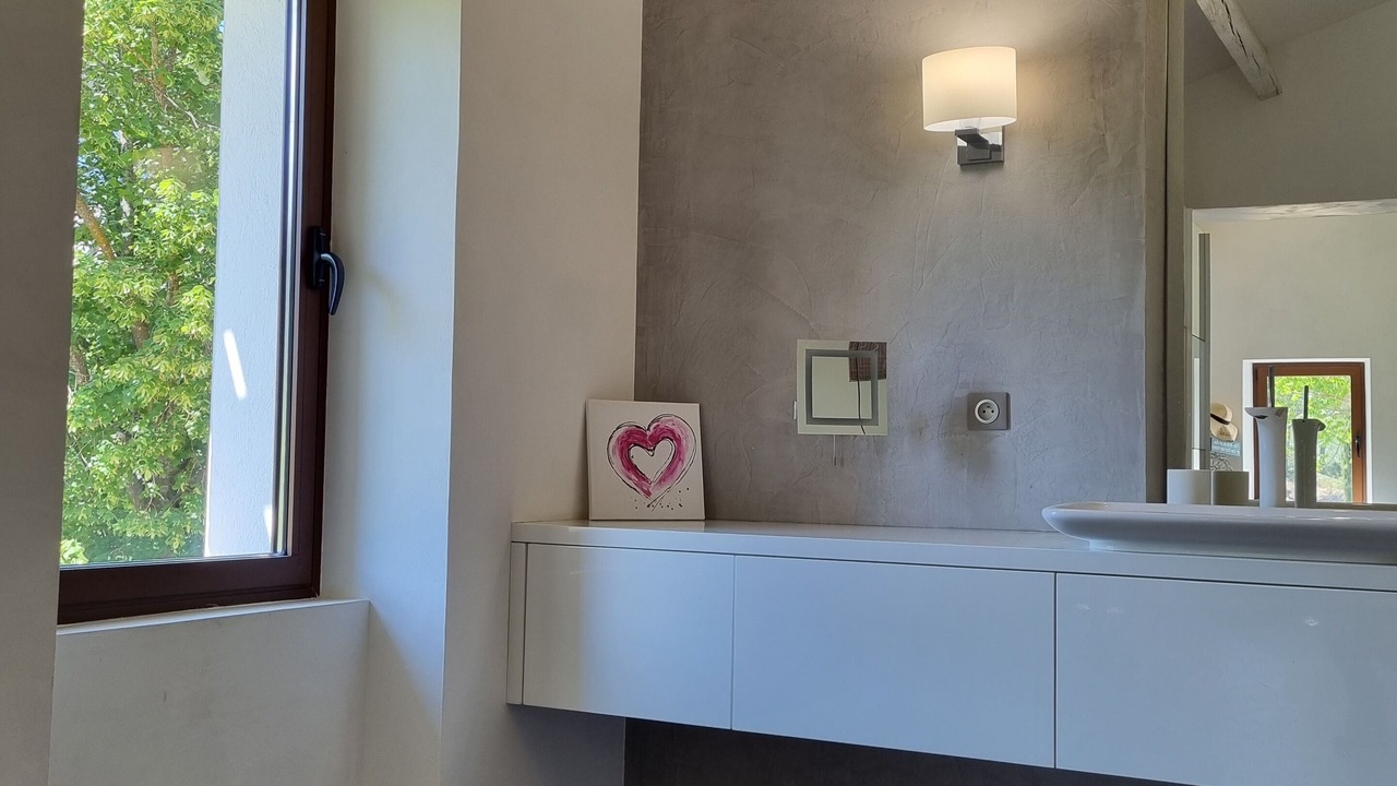 Photo of Bathroom in Cabries