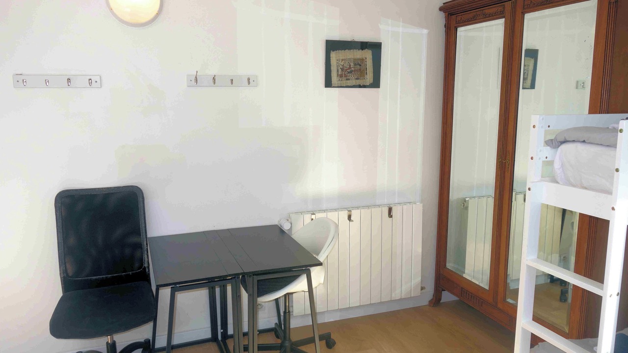 Photo of Bedroom in Plateau - Mont-Valerien