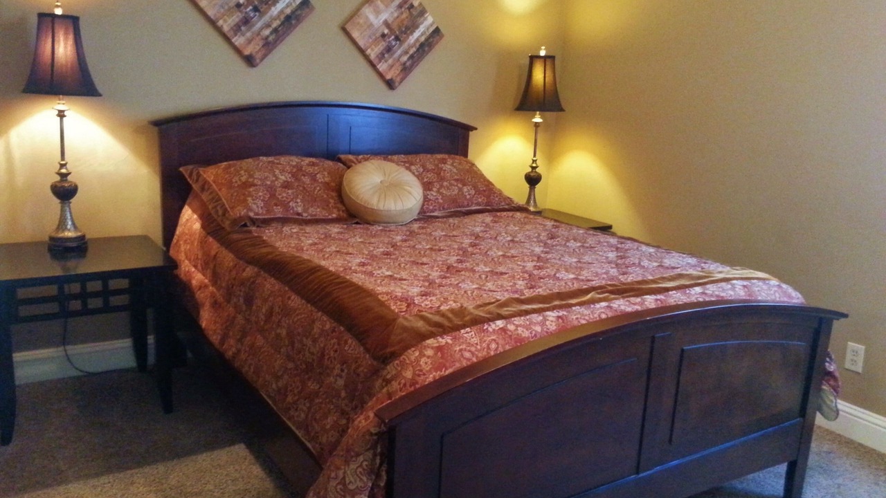 Photo of Bedroom in Eureka