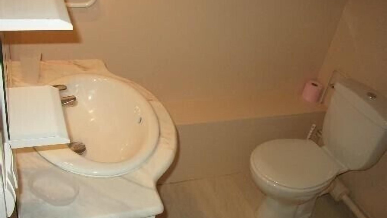 Photo of Bathroom in Tavel