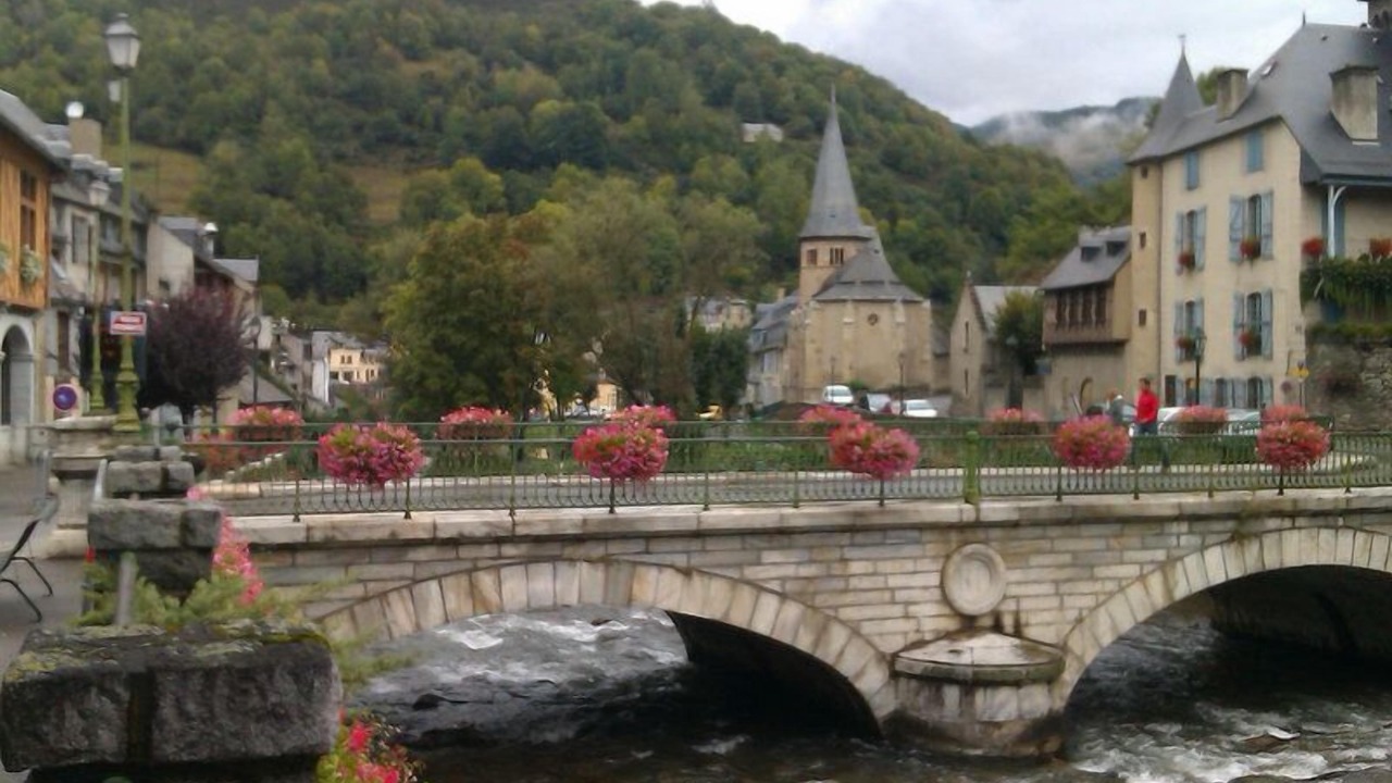 Photo of Outdoor in Cadeac