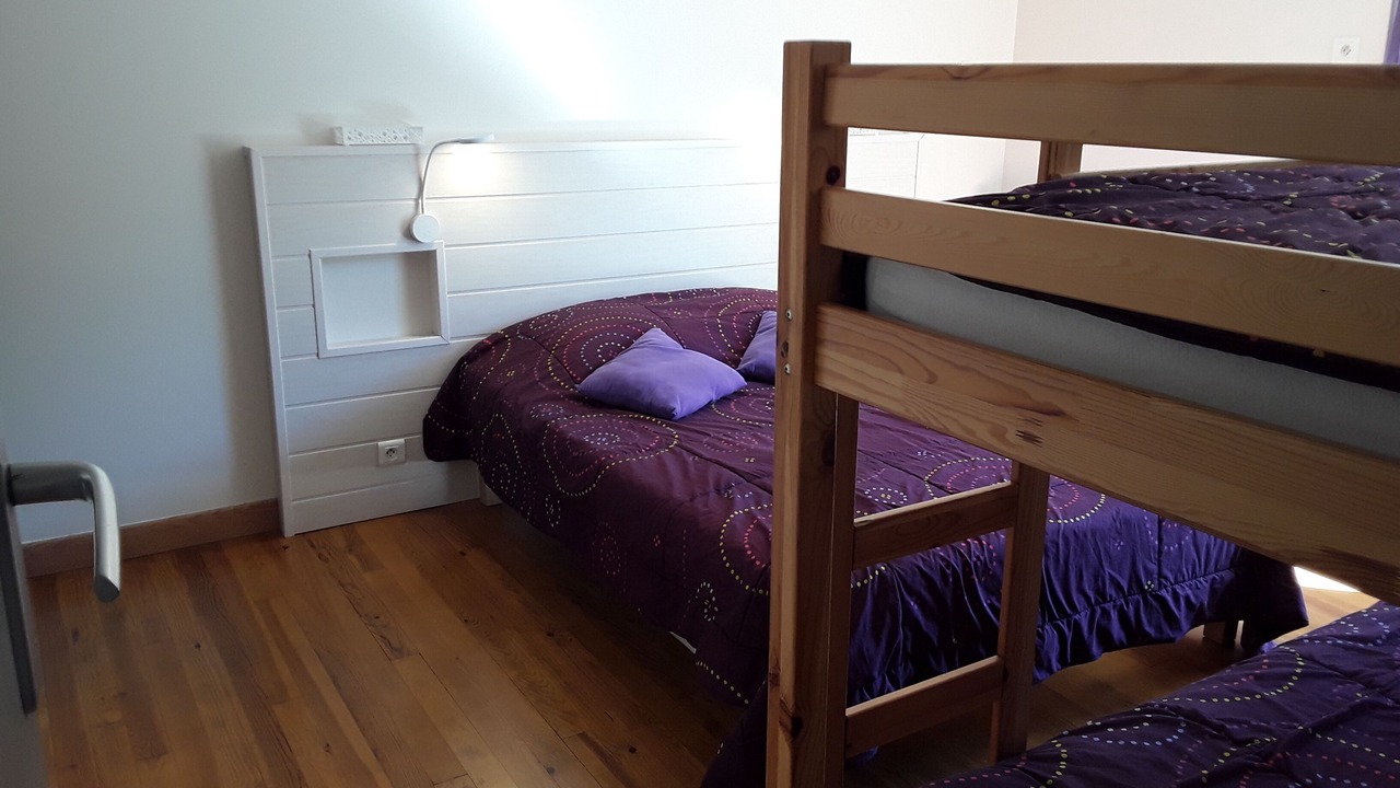 Photo of Bedroom in Campan
