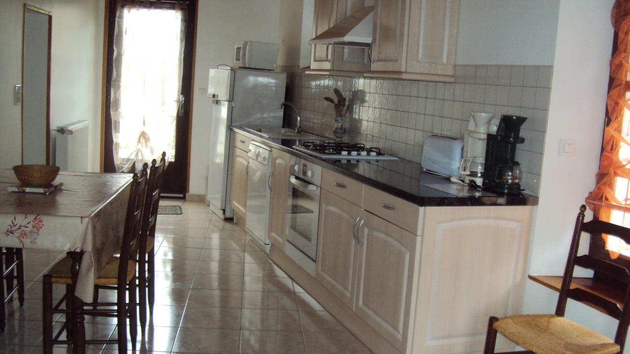 Photo of Kitchen in Campan