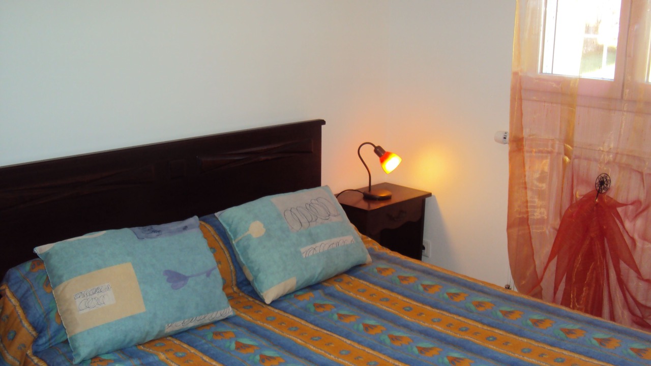 Photo of Bedroom in Campan