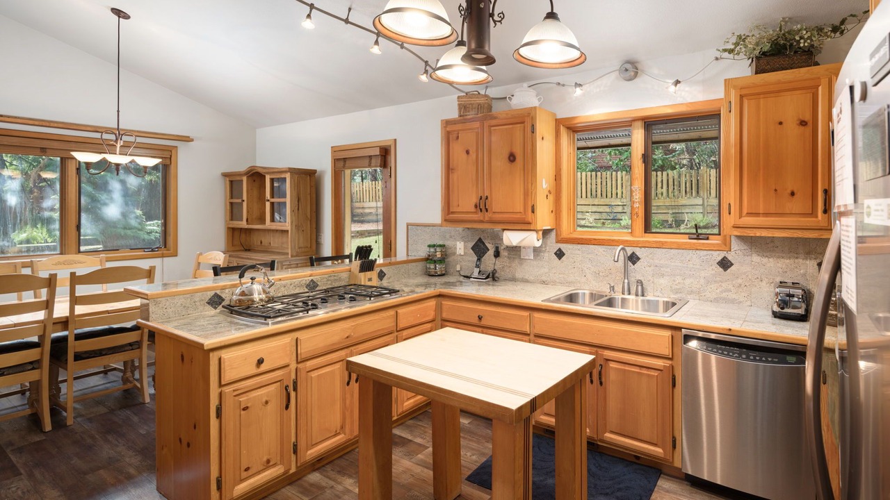 Photo of Kitchen in Tahoma