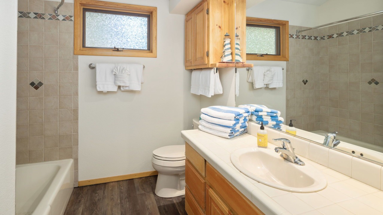 Photo of Bathroom in Tahoma