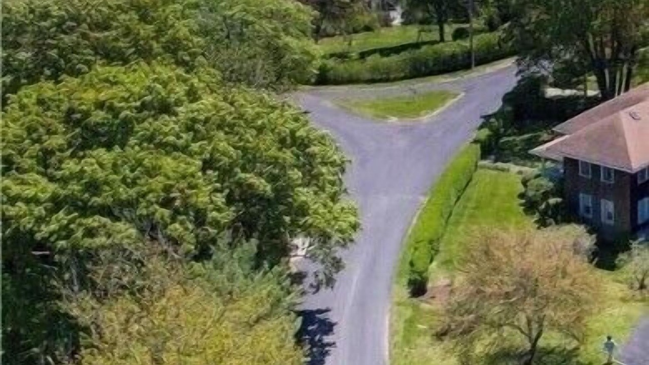 Photo of Others in Shoreby Hill