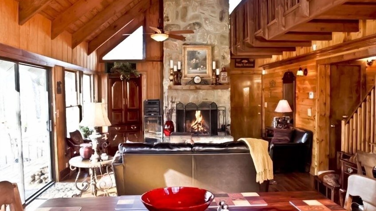 Photo of Livingroom in Cumming