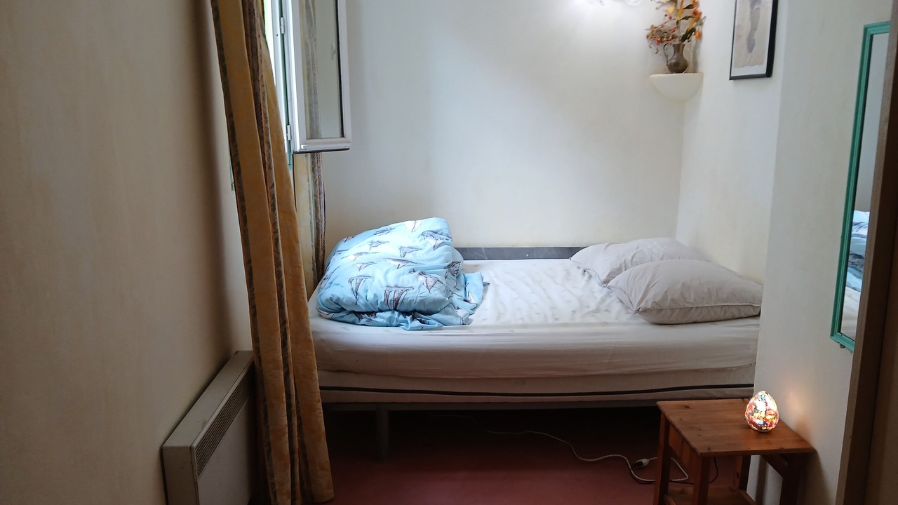 Photo of Bedroom in Noailles
