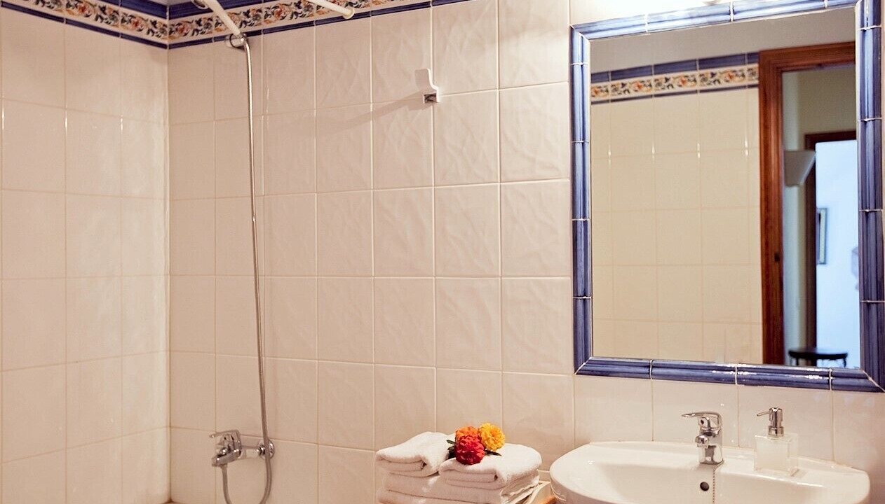 Photo of Bathroom in Sagas
