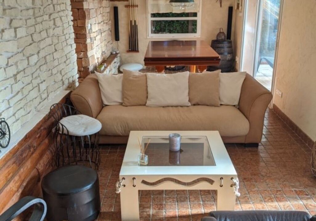 Photo of Livingroom in Ensues-la-Redonne