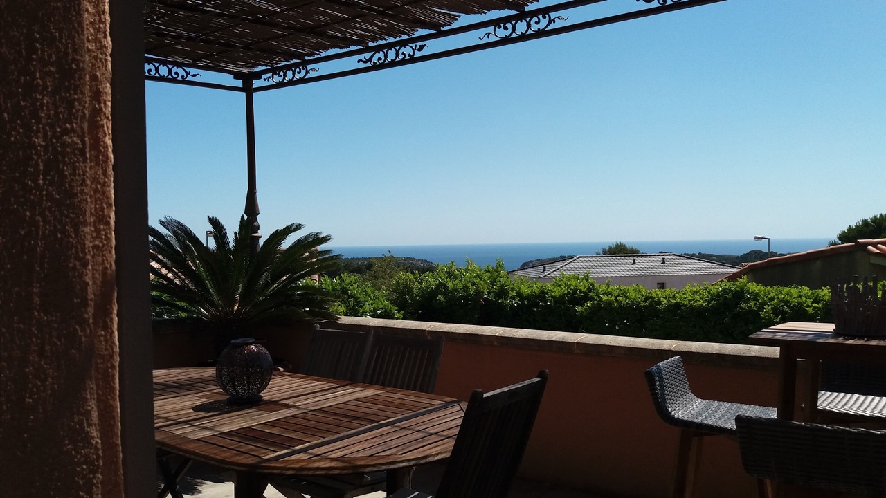 Photo of Outdoor in Ensues-la-Redonne