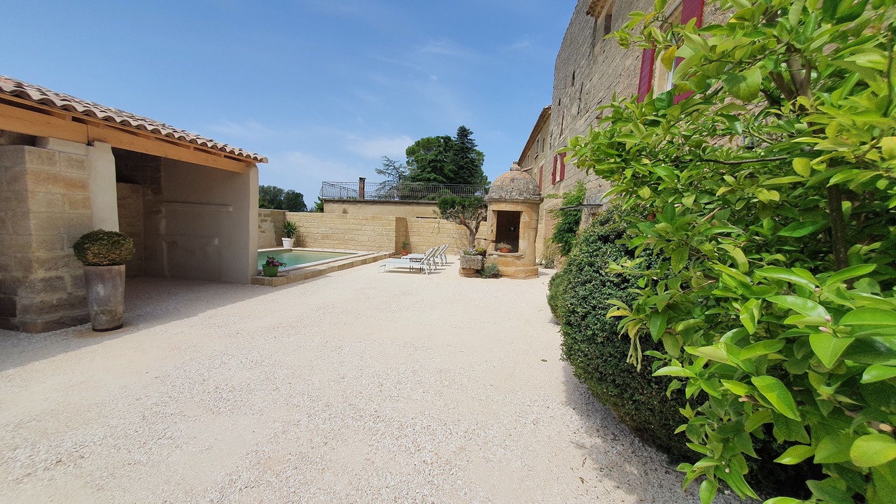 Photo of Patio Balcony in Saint-Siffret