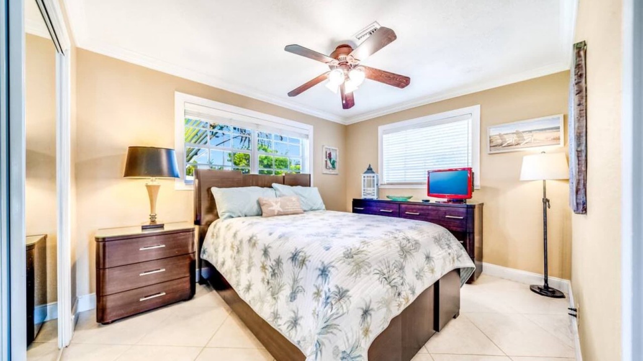 Photo of Bedroom in Cypress Lakes