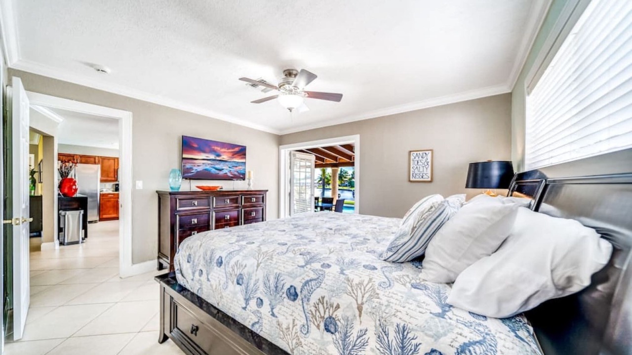 Photo of Bedroom in Cypress Lakes