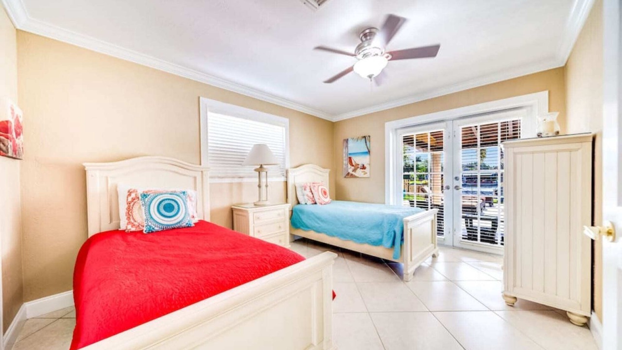 Photo of Bedroom in Cypress Lakes