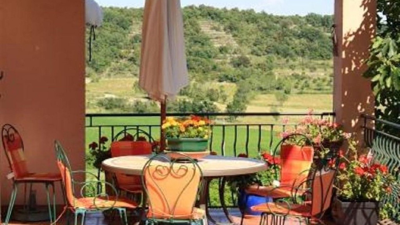 Photo of Outdoor in Lagorce