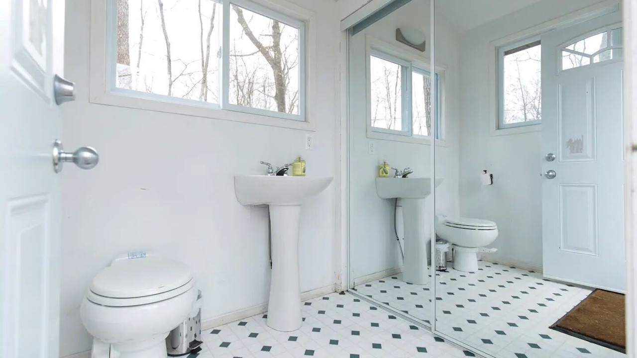 Photo of Bathroom in Frontenac