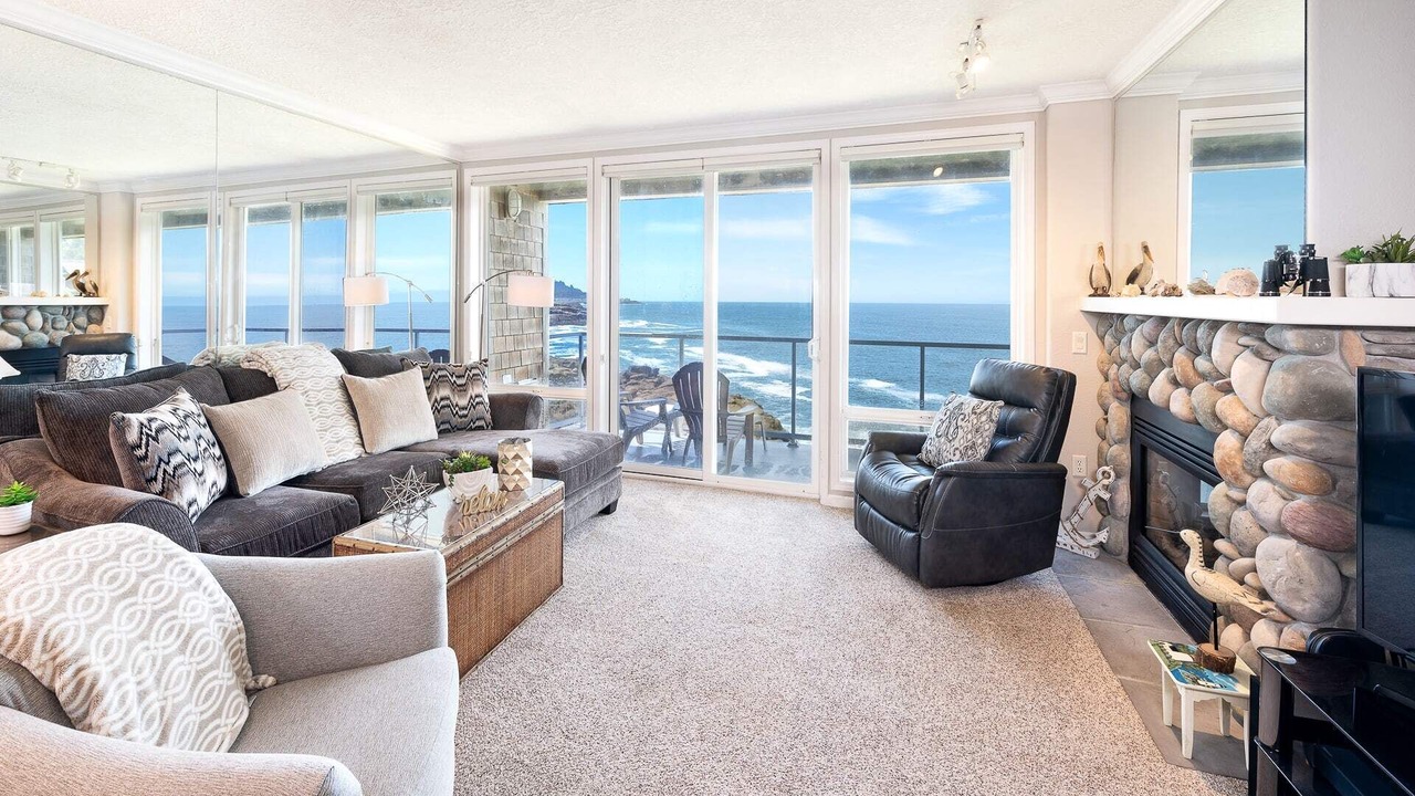 Photo of Others in Depoe Bay