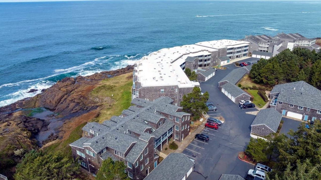 Photo of Others in Depoe Bay