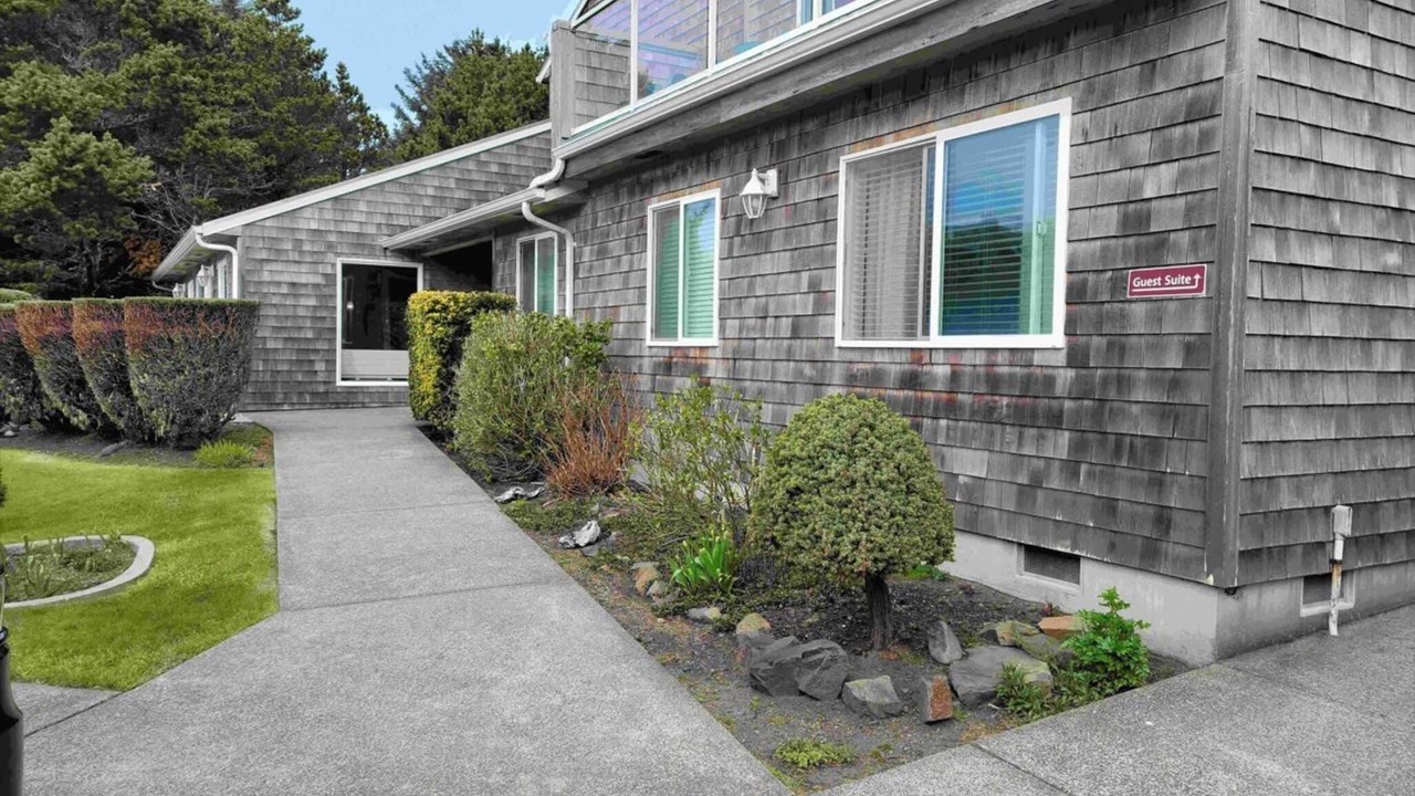 Photo of Others in Depoe Bay