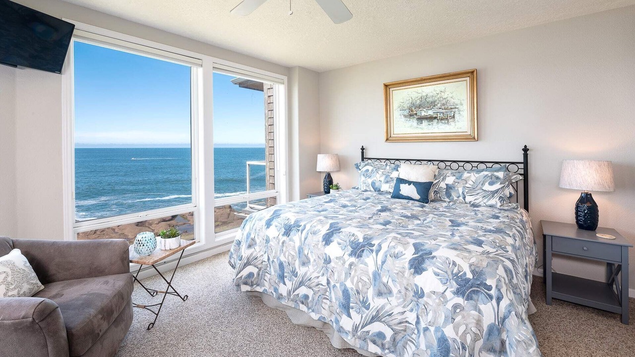 Photo of Others in Depoe Bay