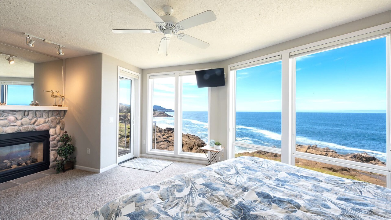 Photo of Others in Depoe Bay