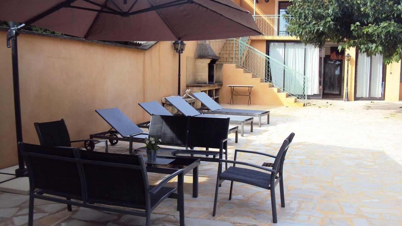 Photo of Patio Balcony in Montaren-et-Saint-Mediers