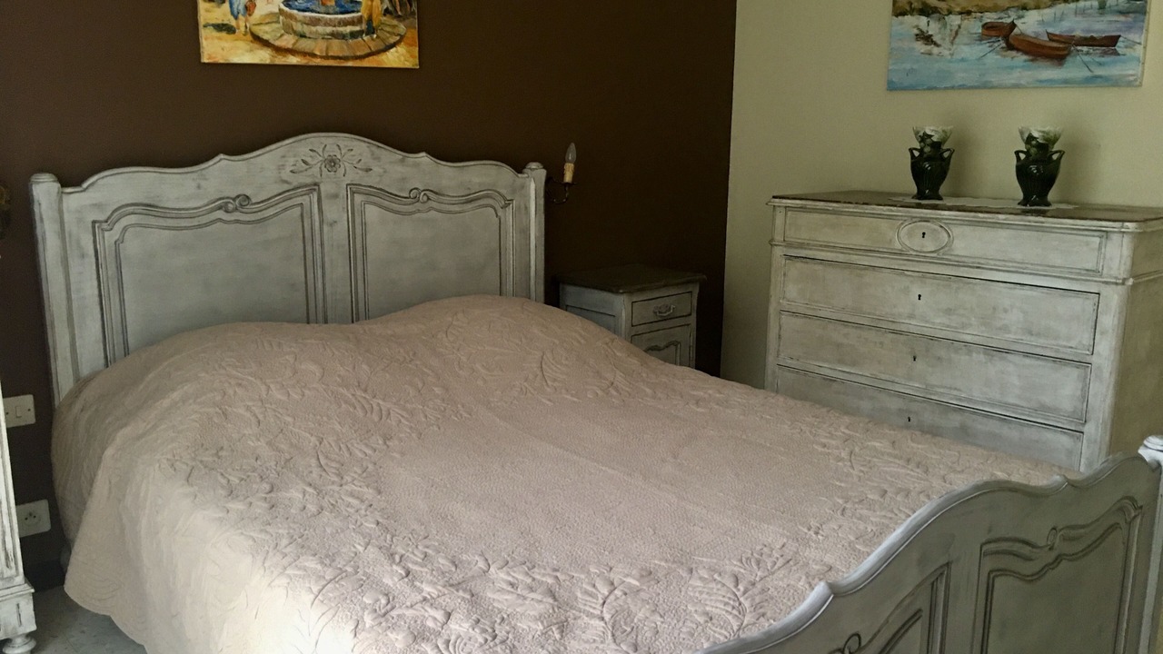 Photo of Bedroom in Montaren-et-Saint-Mediers