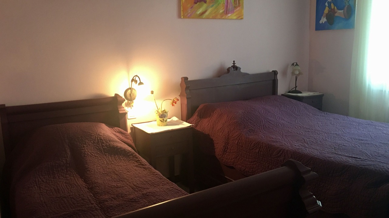 Photo of Bedroom in Montaren-et-Saint-Mediers