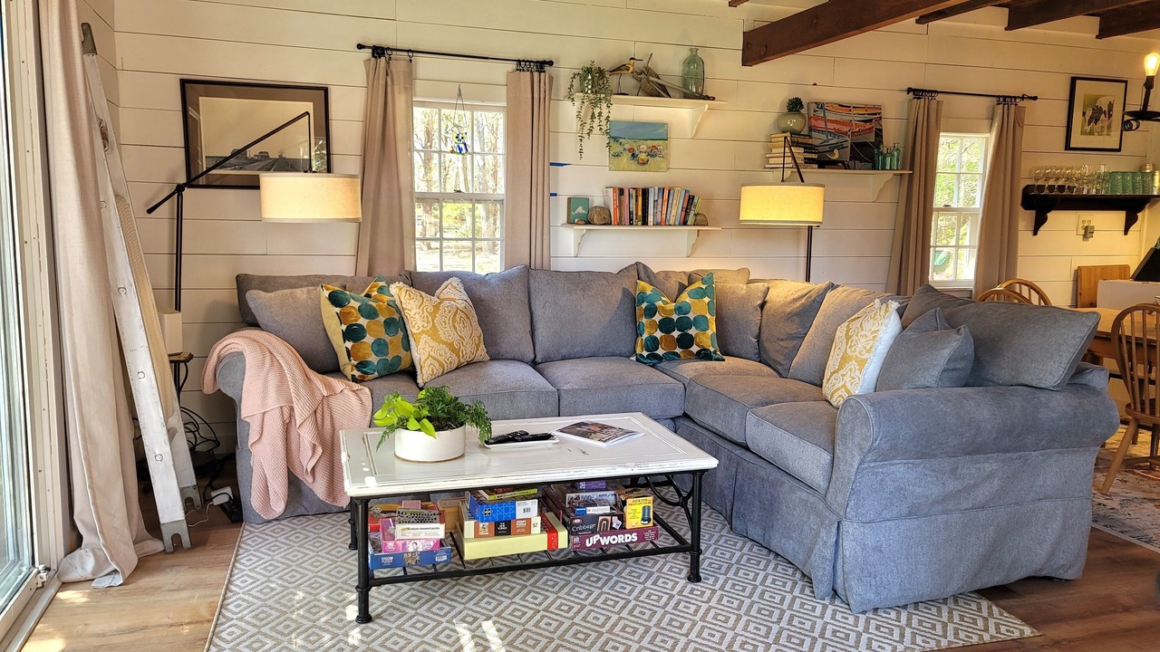 Photo of Bedroom in Lagoon Heights