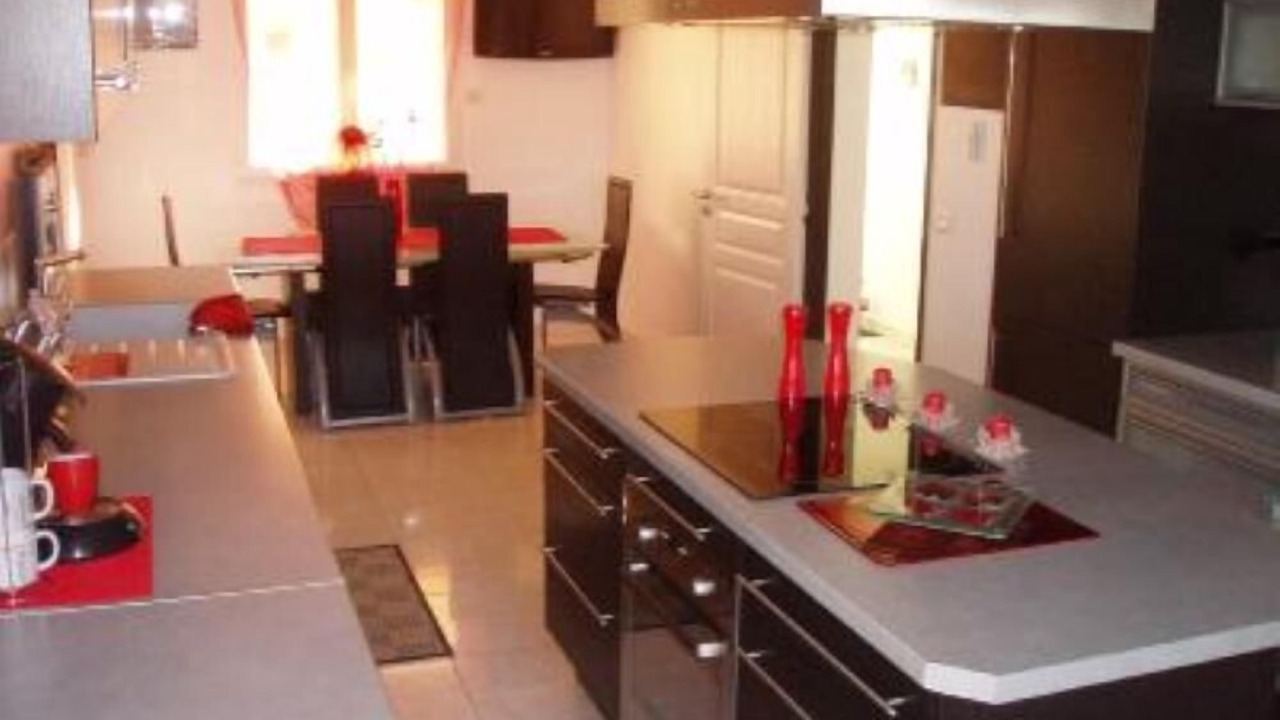 Photo of Others in Valros