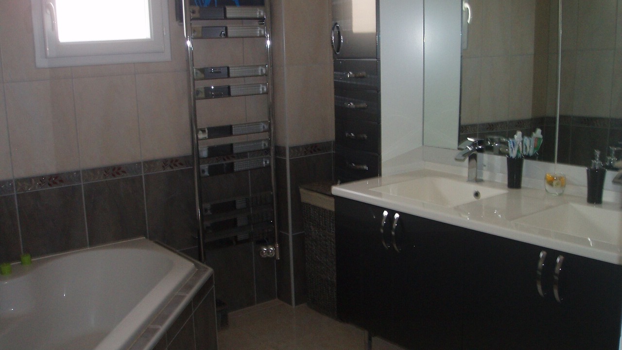Photo of Bathroom in Valros