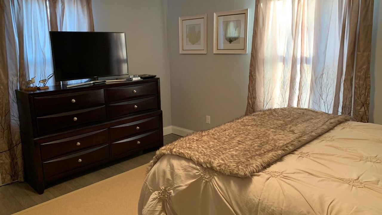 Photo of Bedroom in Centerville