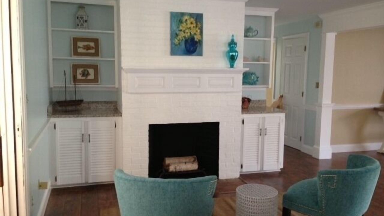 Photo of Livingroom in Cotuit