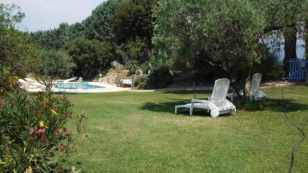 Photo of Outdoor in Pertuis