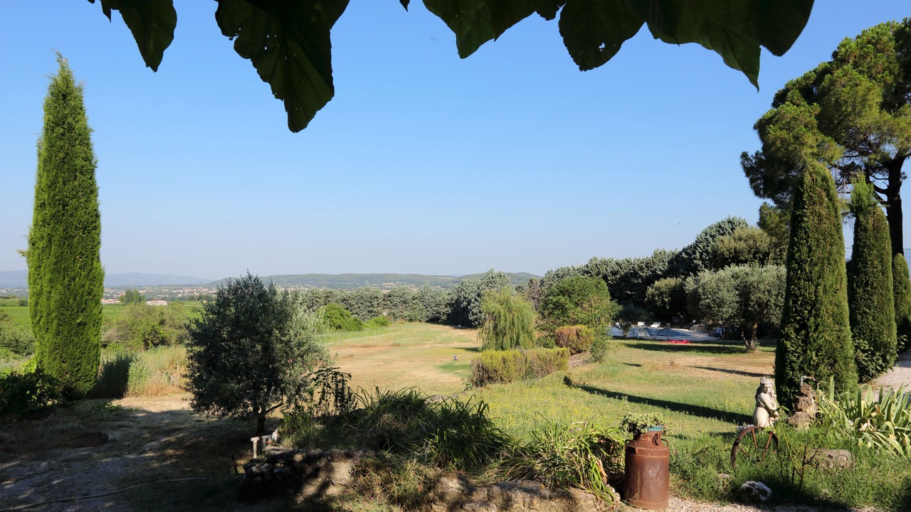 Photo of Outdoor in Pertuis