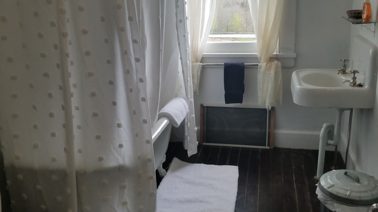 Photo of Bathroom in Lincolnville