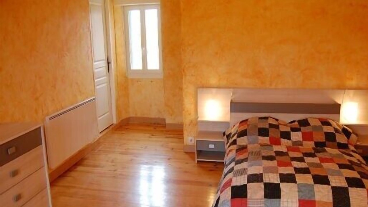 Photo of Bedroom in Caraman