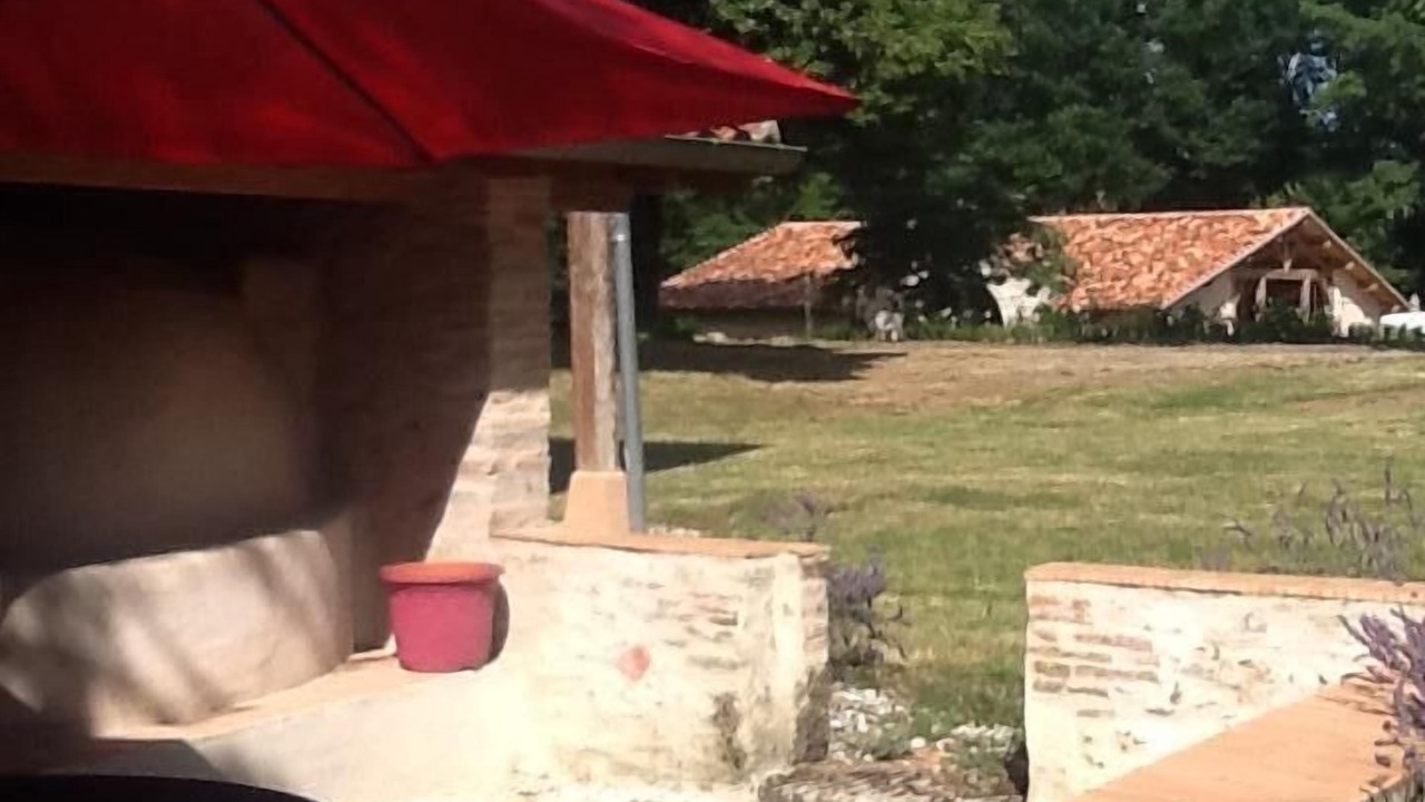 Photo of Outdoor in Arjuzanx