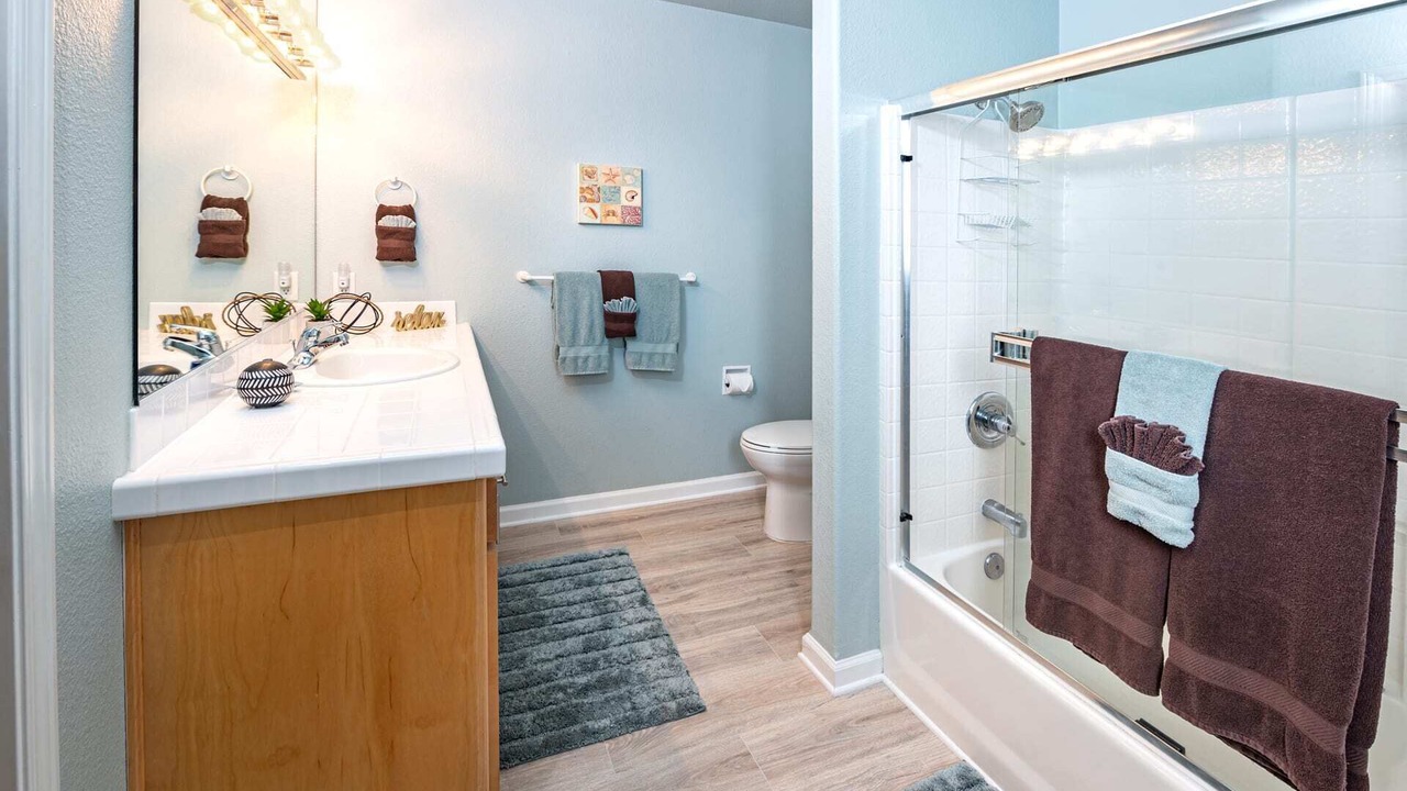 Photo of Bathroom in Depoe Bay