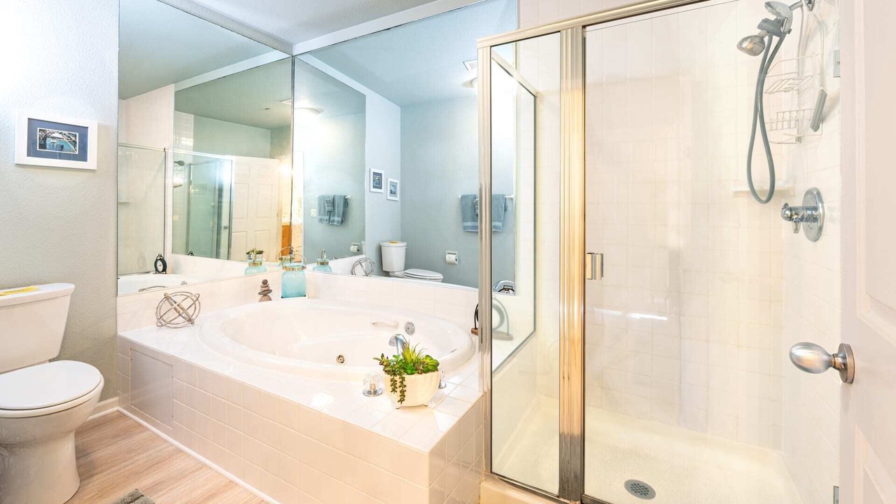 Photo of Bathroom in Depoe Bay