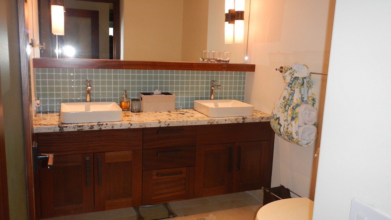 Photo of Bathroom in Ala Moana