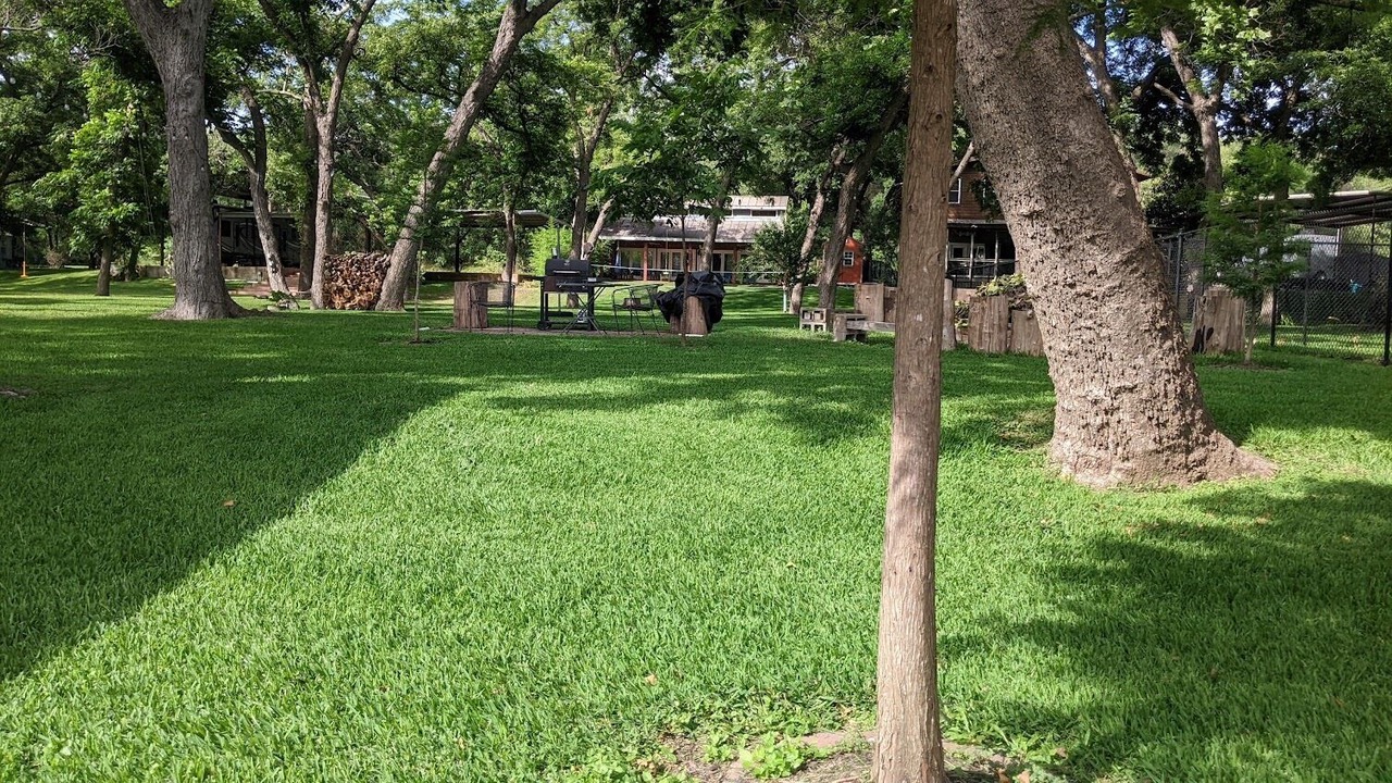 Photo of Others in Seguin